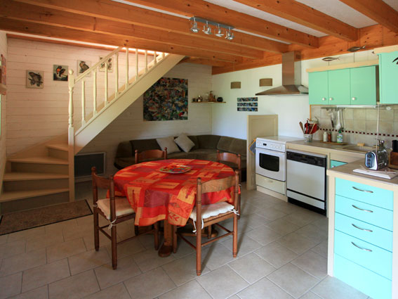 G�te rural Lepin-le-lac LES BAMBOUS