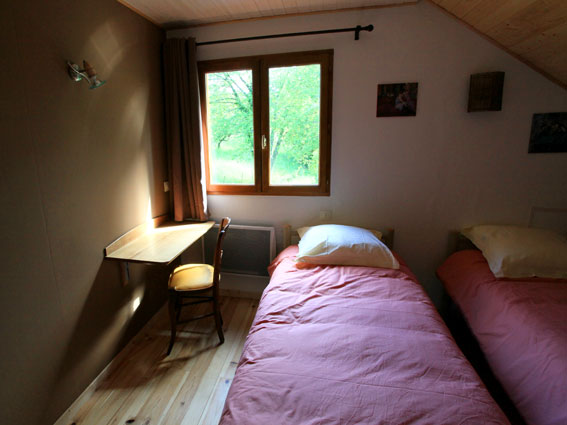 G�te rural Lepin-le-lac LES BAMBOUS