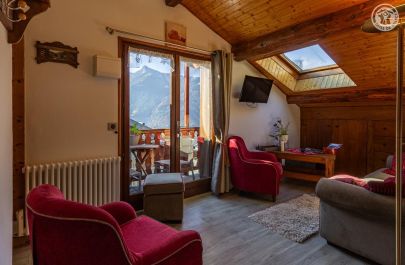G&icirc;te n&deg;73G71126 CHAMPAGNY EN VANOISE - Savoie - photo
