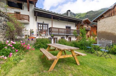 G&icirc;te n&deg;73G71200 CHAMPAGNY EN VANOISE - Savoie - photo