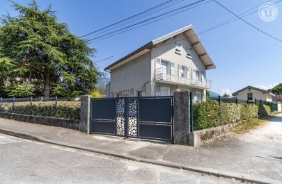 G&icirc;te n&deg;73G8169 AIX LES BAINS - Savoie - photo