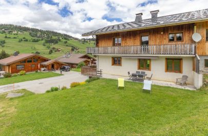 G&icirc;te n&deg;73G186165 NOTRE DAME DE BELLECOMBE - Savoie - photo