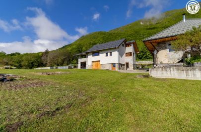 G&icirc;te n&deg;73G247105 SAINT JEAN DE LA PORTE - Savoie - photo