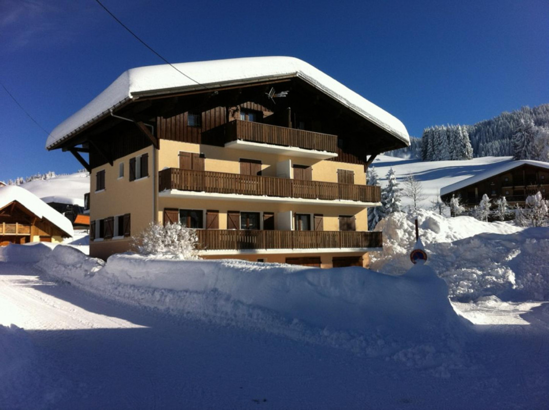 photo 0