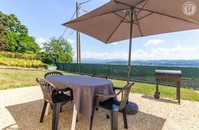 G&icirc;te n&deg;73G236109 SAINT-GENIX-LES-VILLAGES - Savoie - photo