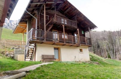 G&icirc;te n&deg;73G132232 HAUTELUCE LES SAISIES - Savoie - photo