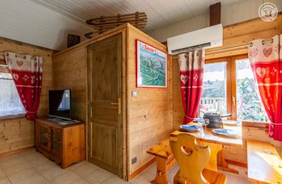 G&icirc;te n&deg;73G153111 MARTHOD - Savoie - photo