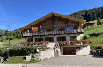 G&icirc;te n&deg;73G186121 NOTRE DAME DE BELLECOMBE - Savoie - photo