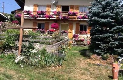 G&icirc;te n&deg;73G203105 LA TOUR-EN-MAURIENNE - Savoie - photoEte